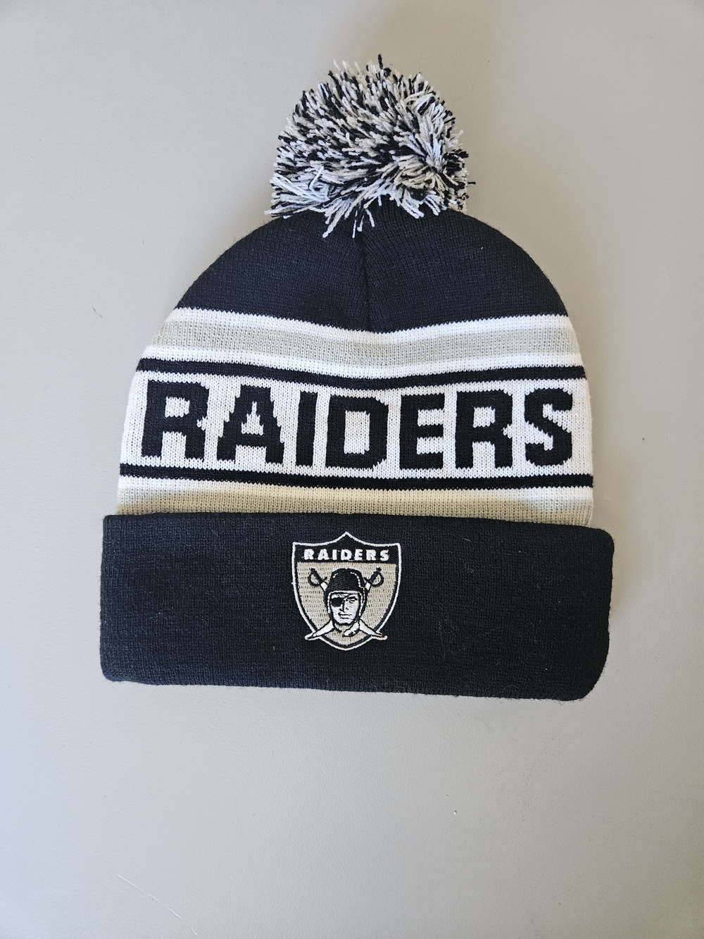 NFL Raiders Black & White Pom Touque